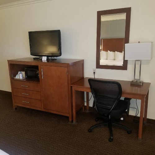 SureStay Hotel by Best Western Hollister image 15